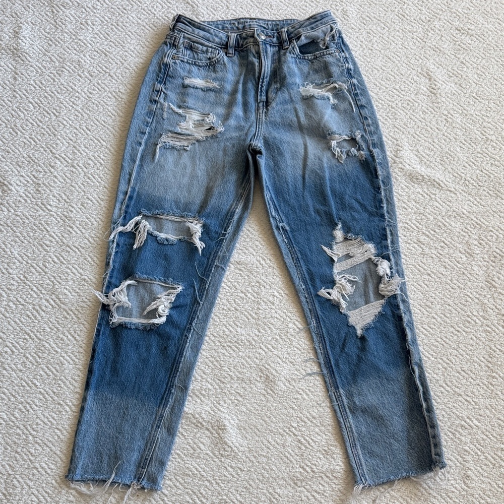 American Eagle Outfitters Ripped Blue Mom Jeans Sz 4